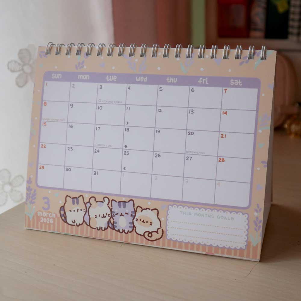 creamy cats 2026 desk calendar